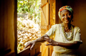 Ritmos maranhenses de Ana Maria Carvalho chegam ao palco do Sesi de Osasco
