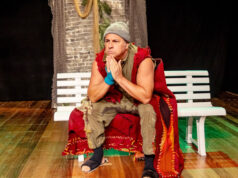 Jovem psiquiatra defende abordagem mais humana aos pacientes em peça no Teatro Glória Giglio