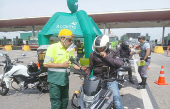 Ecovias Raposo Castello mobiliza ciclistas, pedestres, caminhoneiros e motociclistas pela segurança viária, dentro do Maio Amarelo