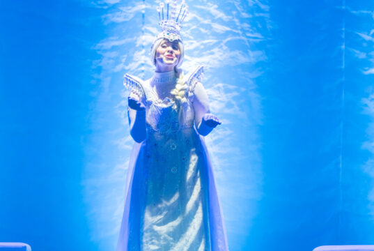 Peça inspirada em ‘Frozen’ tem única apresentação em Osasco