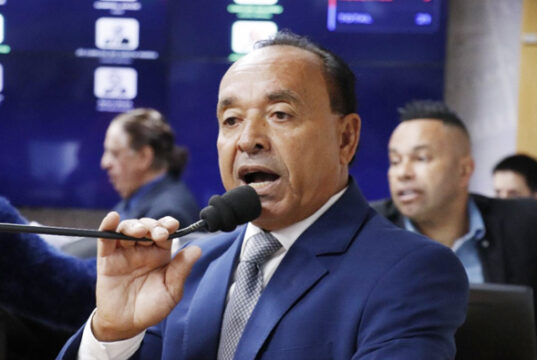 Zé Carlos Santa Maria assume cadeira temporária na Câmara de Osasco