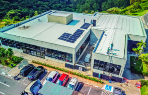 Instalação de placas solares em escolas e equipamentos públicos inicia nova fase em Santana de Parnaíba