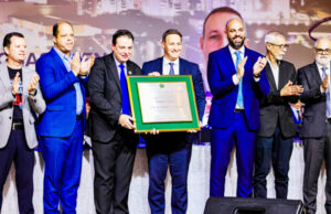 Legislativo osasquense homenageia Guilherme Derrite em cerimônia coma presença do Prefeito Gerson Pessoa