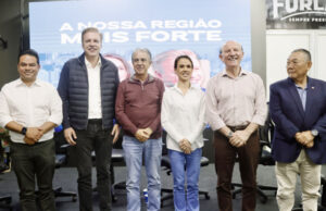 Prefeitos de três cidades manifestam apoio a pré-candidaturas regionais