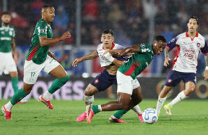 Alviverde e tricolor avançam nas copas continentais