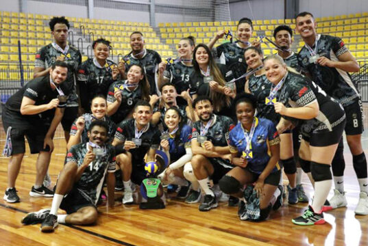 Finais apontam campeões amadores de vôlei em Barueri