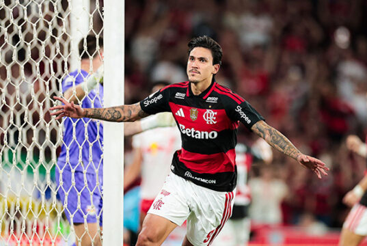 Flamengo amplia vantagem na liderança antes de novo recesso do Brasileirão 2026