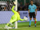 Carlos Miguel pega pênalti e leva Palmeiras à oitava final de Libertadores