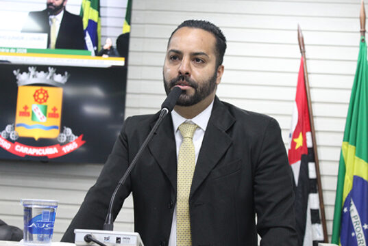 Vereador sugere sistema de confirmação de consultas e exames via WhatsApp em Carapicuíba